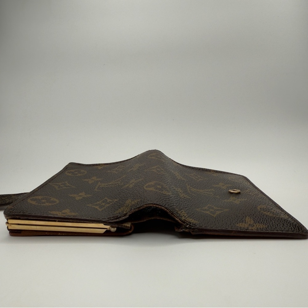 Louis Vuitton Brown Monogram French Purse Wallet Gold | Women’s | Used | - Picture 8 of 15